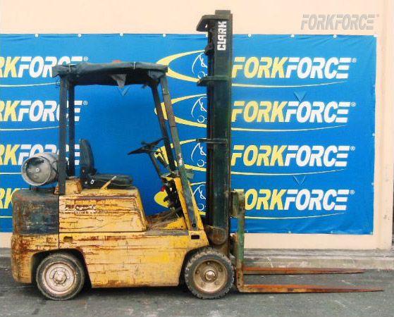 Used Clark 2.0-Ton LPG Forklift